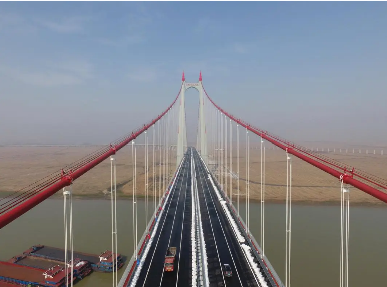 2017年2月，第一位员工入职。完成杭瑞洞庭湖大桥、株洲水云桥等项目。